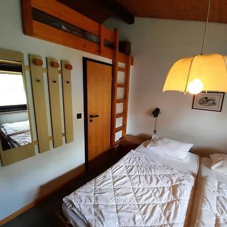 Ferienhaus Robinson 113 *